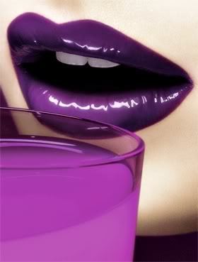 plastic-purple-lips - Buze2