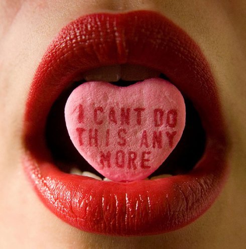 red-lips-and-heart-candy1 - Buze2