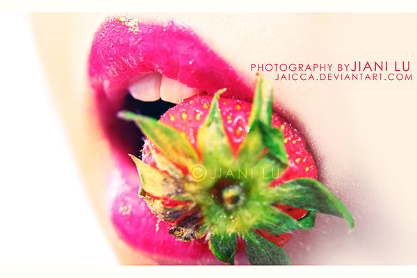 Strawberry_Lips_by_Jaicca