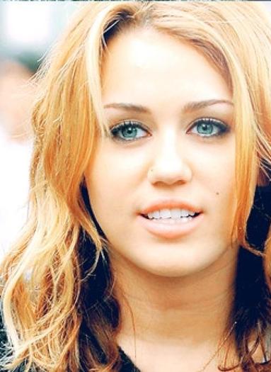 Miley Cyrus (4) - x - Miley Cyrus oo1