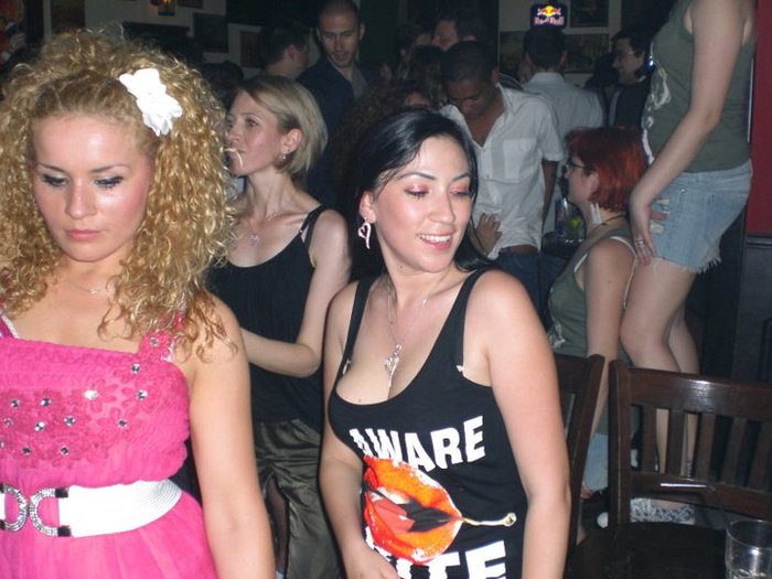 SA PETRECEM PANA LA ZIUA...