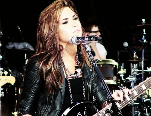 Demi Lovato (58) - Demilush