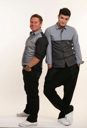 smiley-si-pavel-bartos-prezentatorii-emisiunii-romanii-au-talent-de-la-protv-foto_3_size1 - partea adoua din toate pozele mele