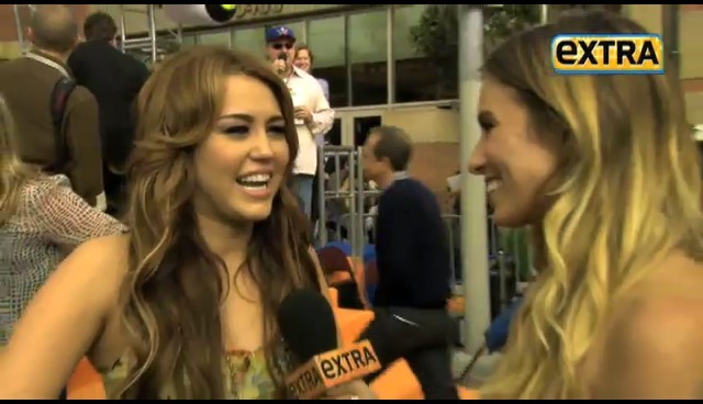 bscap0178 - 02 04 Nick Kids Choice Awards Extra Interview