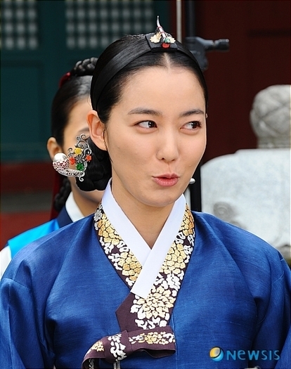 35806014_WVNJRUDLC - bo---jang hee bin---ob