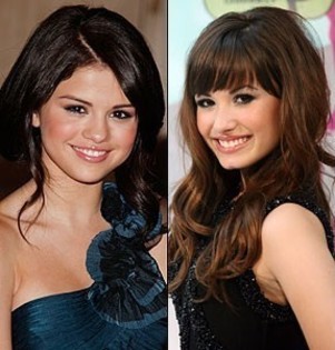 selena-and-demi-lovato-Best-Friends-Forever-BFFselena-and-demi-lovato-Best-Friends-Forever-BFF-selen