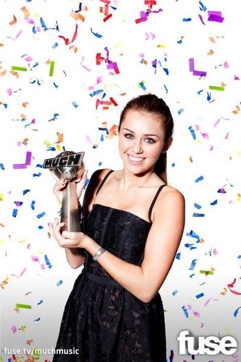 Miley-Cyrus-miley-cyrus-18606613-480-720 - milush poze cool