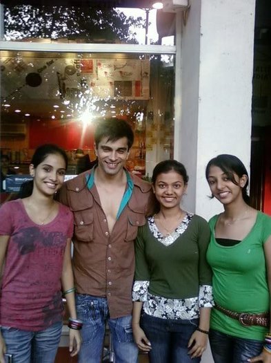 karan singh158 - KARAN SINGH GROVER-ARMAAN MALIK