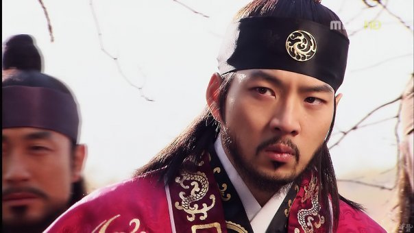 6329_104547938698_654448698_1975681_2129605_n - bq---jumong---qb