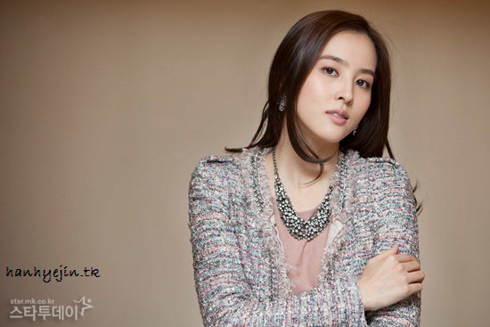 181521_138410429558544_132277993505121_238532_4779367_n - a---hye jin han 2---a