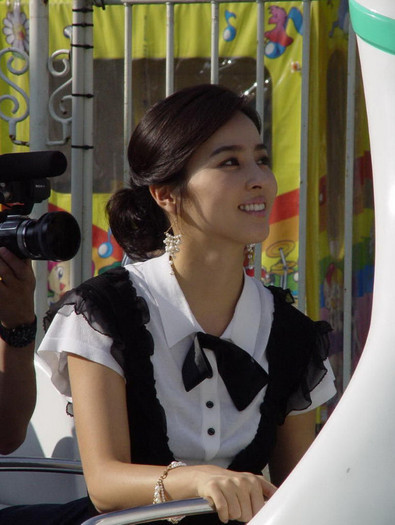 37675057_AVNOYDUIT - a---hye jin han 2---a