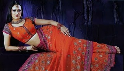 c61feab67fbb6968ba6ee1772f74c0e2 - sweta tiwari