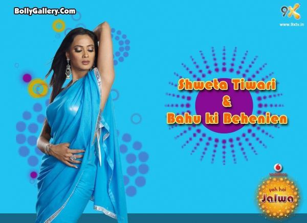 normal_Shweta_Tiwari_in_Saree