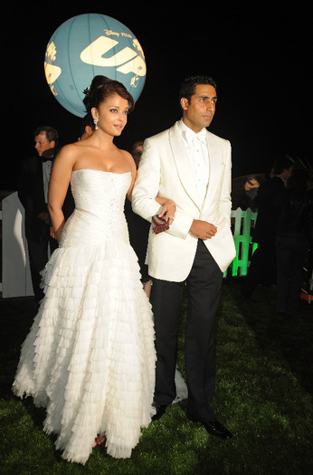 001-Aishwarya_Rai_cannes_film_festival_2009_UP_after_party_celebutopia_CD051609 - 1-Aishwarya Rai