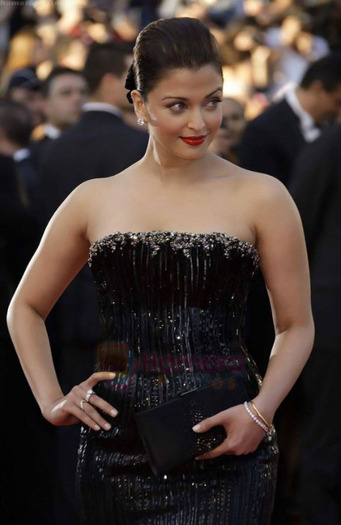 normal_Aishwarya Rai Bachchan attends the Premiere of ON TOUR at the Palais des Festivals during the