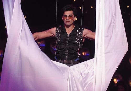 karan singh180 - KARAN SINGH GROVER-ARMAAN MALIK
