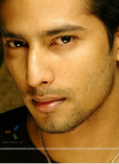 41620-sehban-azim - Sehban Azim - Dr Yuvraj Oberoi