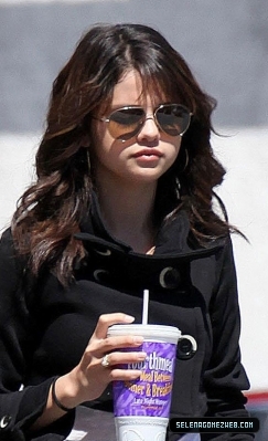 normal_selena-gomez-011 - 04-05-09  Selena Gomez was spotted leaving Taco Bell in Hollywood