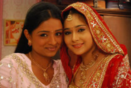 37760073_FBRPRAWAW - parul chuhan ragni culoarea fericirii