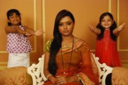 37760116_WJSEFKLJO - parul chuhan ragni culoarea fericirii