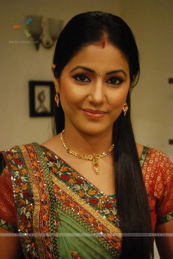 93224hinakhan - HINA KHAN-AKSHARA