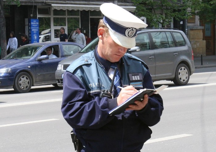 politist a - Birouri de angajari