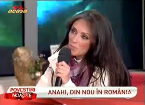 -0-00-900- - Anahi la Povestiri de Noapte