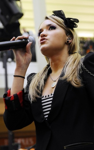 Emily Osment (20) - x - Emily Osment