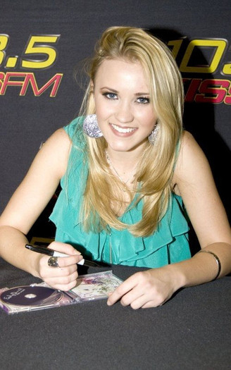 Emily Osment (52) - x - Emily Osment