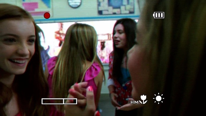 Hannah Montana - Ordinary Girl&rlm; 402 - 0-0 Hannah Montana - Ordinary Girl