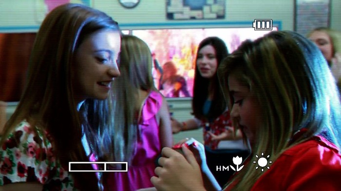Hannah Montana - Ordinary Girl&rlm; 411 - 0-0 Hannah Montana - Ordinary Girl