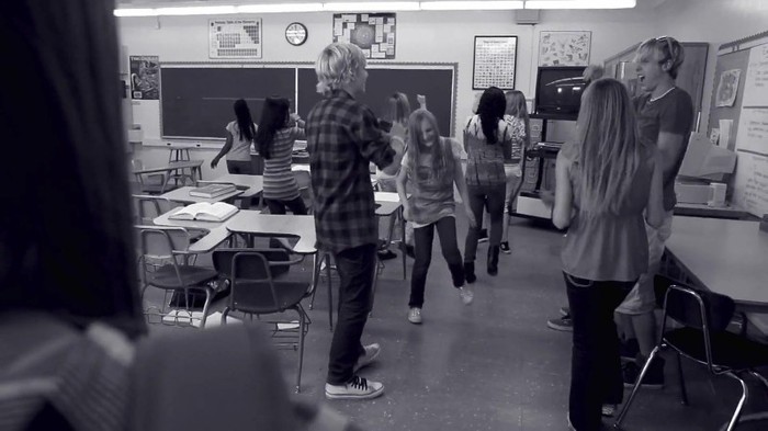 Hannah Montana - Ordinary Girl&rlm; 448 - 0-0 Hannah Montana - Ordinary Girl