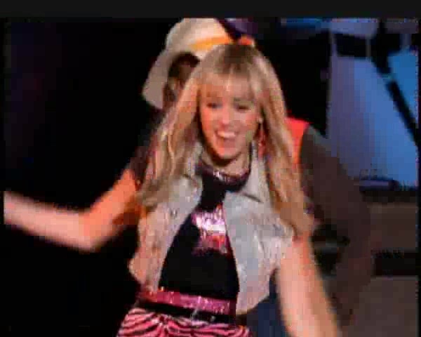 Hannah Montana - Let&#39;s Chill (Ice Cream Freeze) Music Video&rlm; 045
