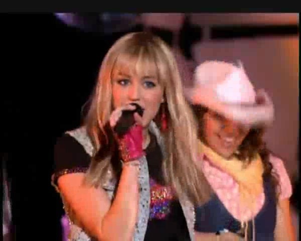 Hannah Montana - Let&#39;s Chill (Ice Cream Freeze) Music Video&rlm; 083 - 0-0 Hannah Montana - Lets Chill -Ice Cream Freeze