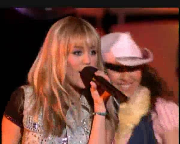 Hannah Montana - Let&#39;s Chill (Ice Cream Freeze) Music Video&rlm; 103