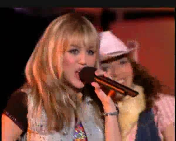 Hannah Montana - Let&#39;s Chill (Ice Cream Freeze) Music Video&rlm; 106