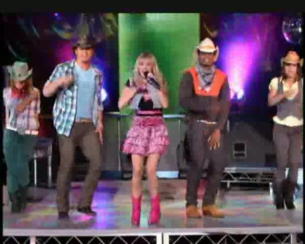 Hannah Montana - Let&#39;s Chill (Ice Cream Freeze) Music Video&rlm; 237