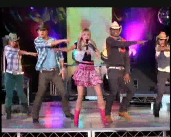 Hannah Montana - Let&#39;s Chill (Ice Cream Freeze) Music Video&rlm; 238