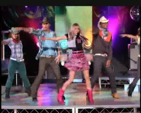 Hannah Montana - Let&#39;s Chill (Ice Cream Freeze) Music Video&rlm; 239