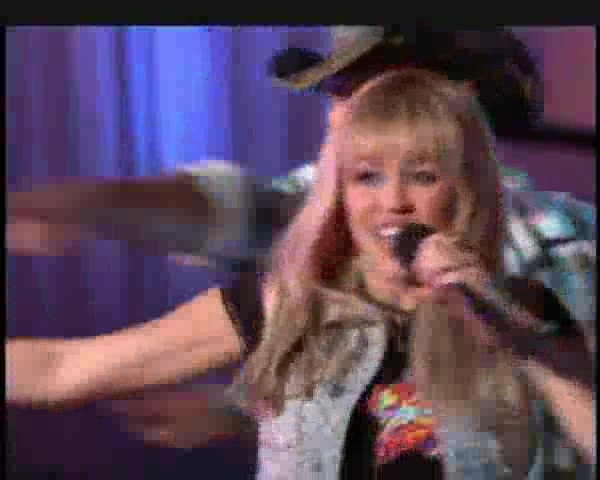Hannah Montana - Let&#39;s Chill (Ice Cream Freeze) Music Video&rlm; 284