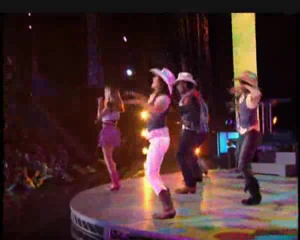 Hannah Montana - Let&#39;s Chill (Ice Cream Freeze) Music Video&rlm; 299