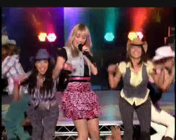 Hannah Montana - Let&#39;s Chill (Ice Cream Freeze) Music Video&rlm; 320