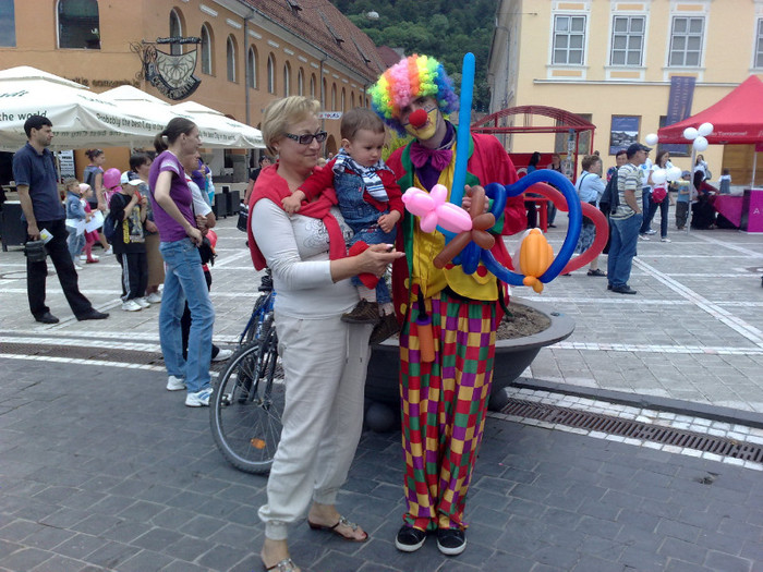 nu eram prea incintat la vederea clovnului