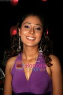 31199873_YHWIXSEIY - SARA KHAN-PHOTOS 4