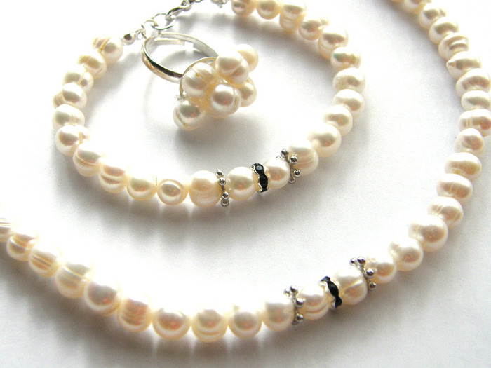 P5246604; perle ivoriu
