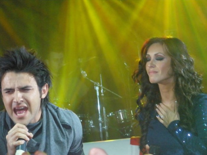 Anahi (42)