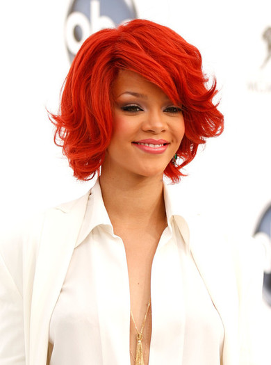 Rihanna+2011+Billboard+Music+Awards+Arrivals+fb61CUYcuz-l - Rihanna