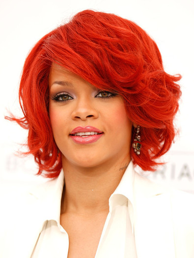 Rihanna+2011+Billboard+Music+Awards+Arrivals+-NiVG2t9qlrl - Rihanna