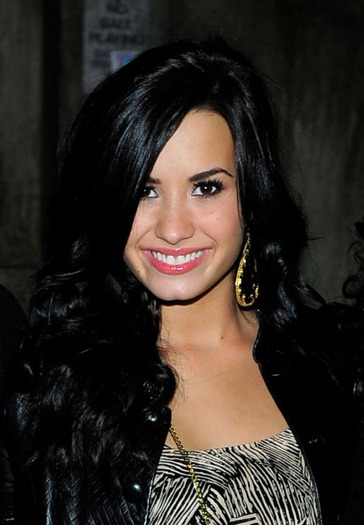 demilovatonewmusic2011 - Demi Lovato