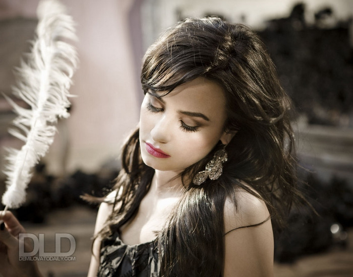 Demi-Lovato-Wallpaper-demi-lovato-8239490-1400-1100 - Demi Lovato
